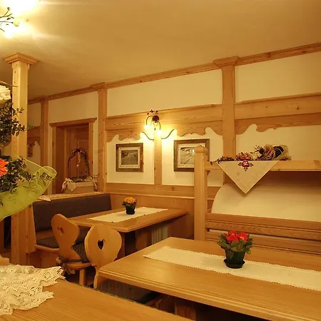 Mirabell Apartment